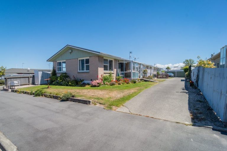 Photo of property in 1-4/56 Grey Road, Timaru, 7910