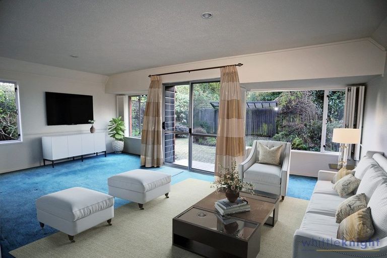 Photo of property in 2/443 Avonhead Road, Avonhead, Christchurch, 8042