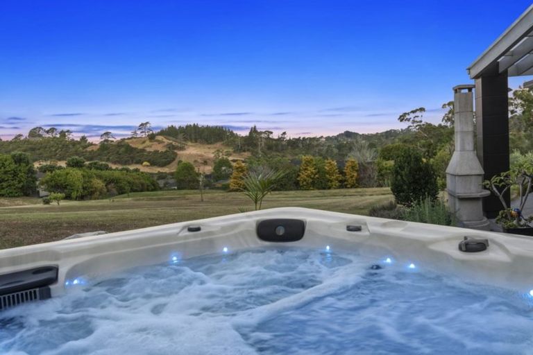 Photo of property in 11 Tarata Court, Redvale, Albany, 0792