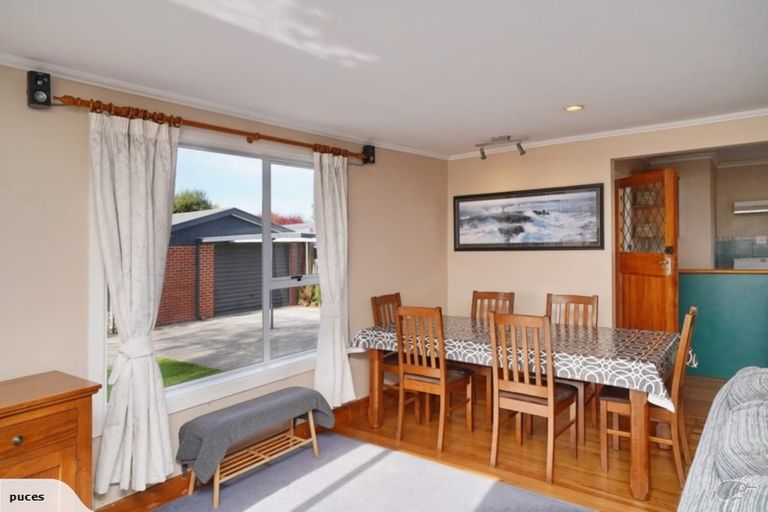 Photo of property in 214 West Belt, Rangiora, 7400