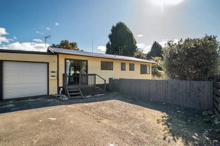 Photo of property in 7 Onyx Place, Pukehangi, Rotorua, 3015