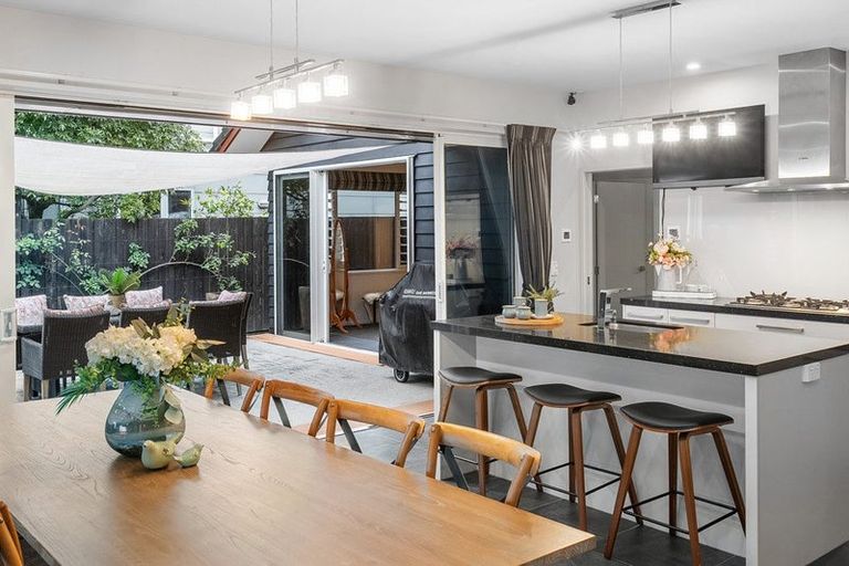 Photo of property in 10 Lake Drive, Karaka, Papakura, 2113