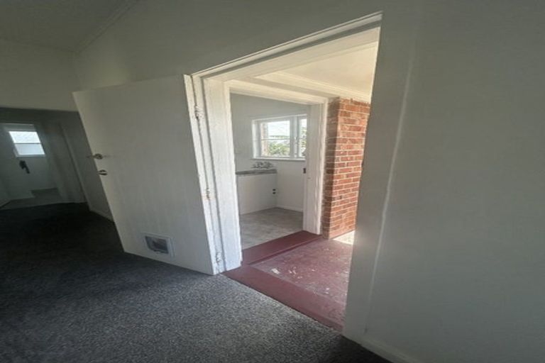 Photo of property in 1/43 Vine Street, Mangere East, Auckland, 2024