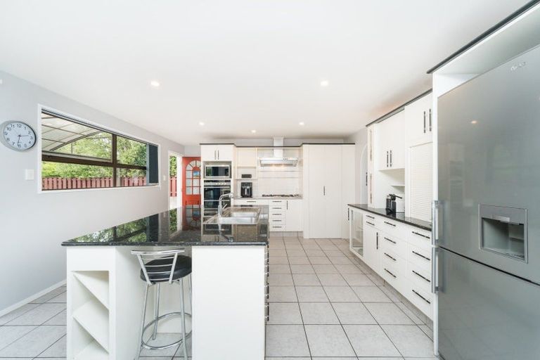 Photo of property in 16 Akaroa Avenue, Awapuni, Palmerston North, 4412