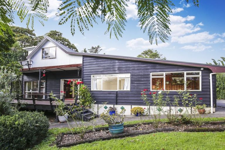 Photo of property in 87c Woodglen Road, Glen Eden, Auckland, 0602