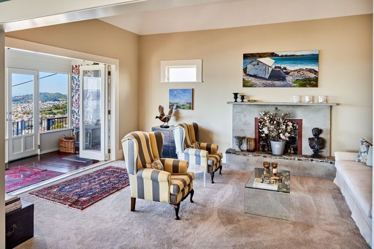 Photo of property in 52 Central Terrace, Kelburn, Wellington, 6012