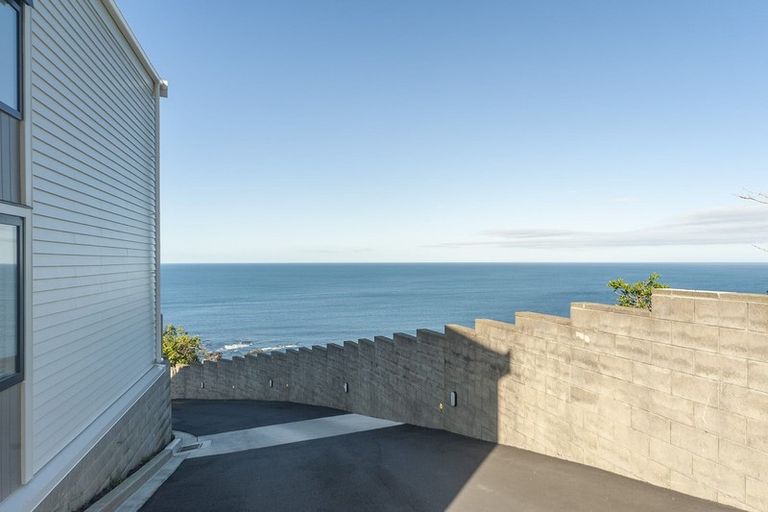 Photo of property in 13/52 High Street, Island Bay, Wellington, 6023