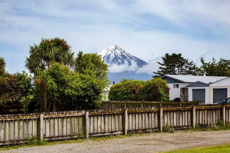 Photo of property in 5 Warwick Road, Stratford, 4332