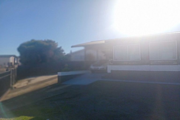 Photo of property in 66 Sunlands Drive, Manurewa, Auckland, 2102