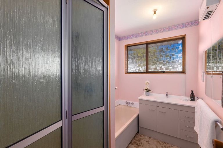 Photo of property in 1/17 Koromiko Street, Saint Martins, Christchurch, 8022