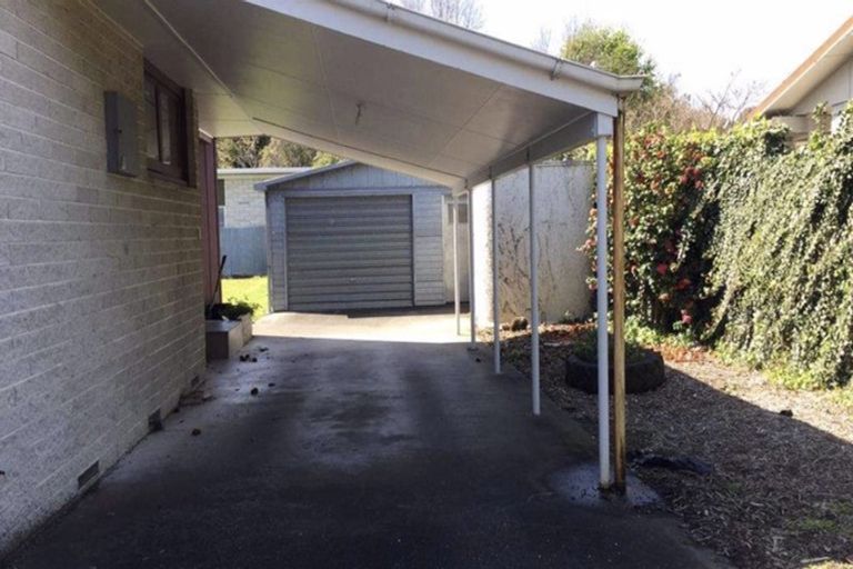 Photo of property in 22 Christie Crescent, Havelock North, 4130