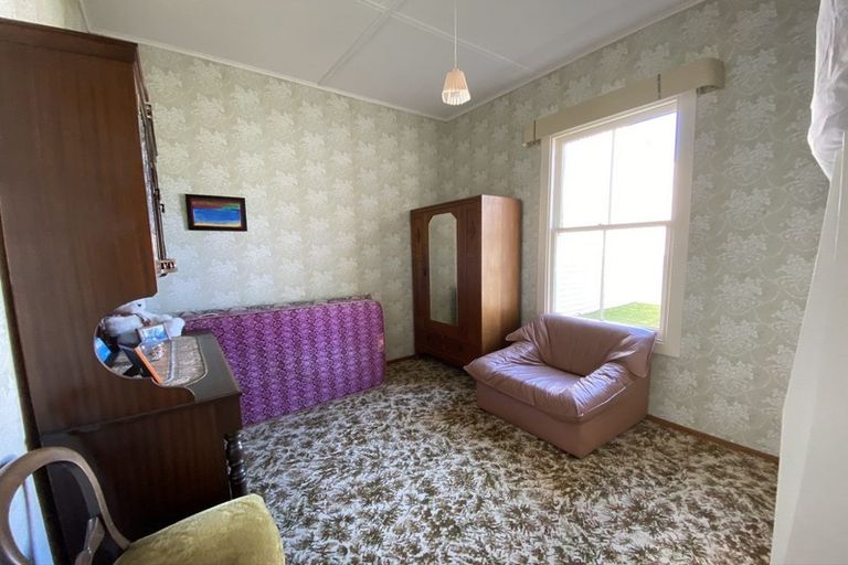 Photo of property in 20 Cambria Street, Hawera, 4610