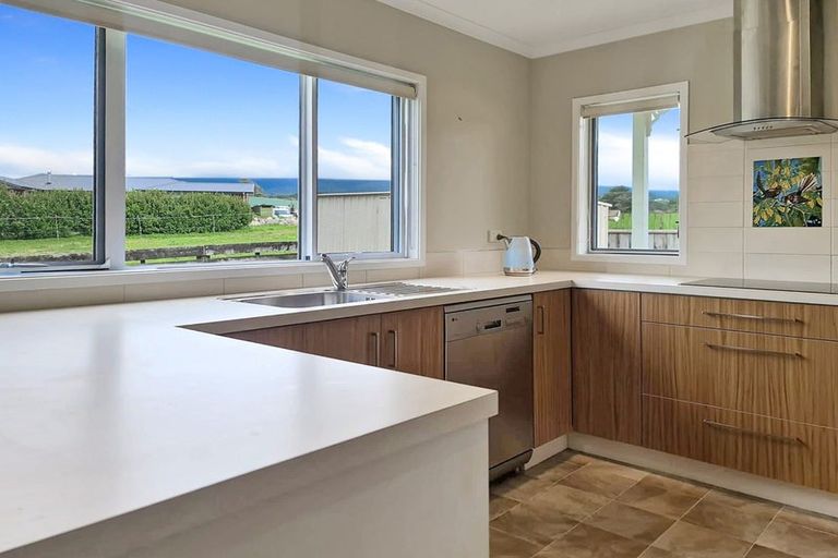 Photo of property in 1256 Frankley Road, Hurworth, New Plymouth, 4371