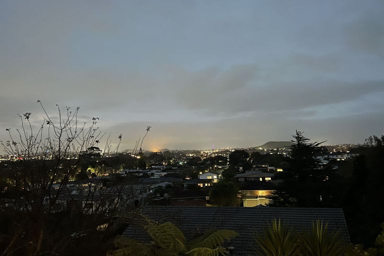 Photo of property in 1/16 Chevis Place, Pakuranga, Auckland, 2010