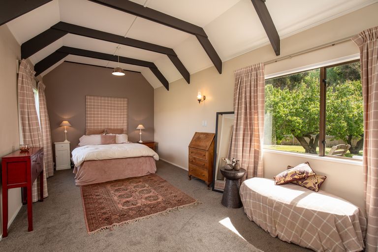 Photo of property in Stone House Gardens, 3196 Fruitlands-roxburgh Road, Coal Creek Flat, Roxburgh, 9571