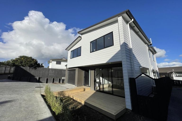 Photo of property in 26 Sandgate Avenue, Botany Downs, Auckland, 2010