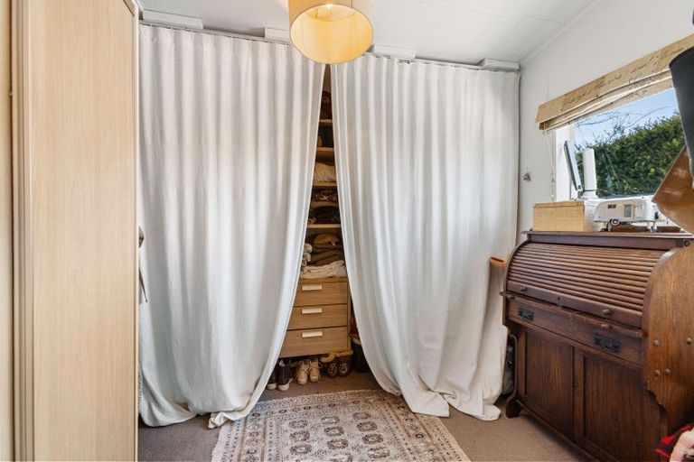 Photo of property in 4 Kingston Street, Albert Town, Wanaka, 9305