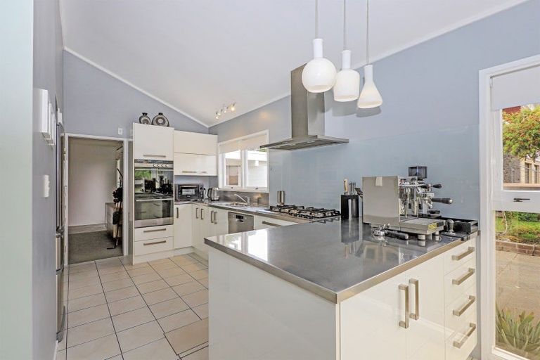 Photo of property in 9 Wynyard Crescent, Tamatea, Napier, 4112