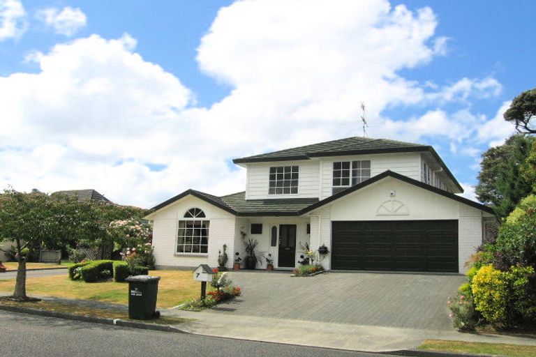 Photo of property in 7 Kingfisher Close, Brown Owl, Upper Hutt, 5018