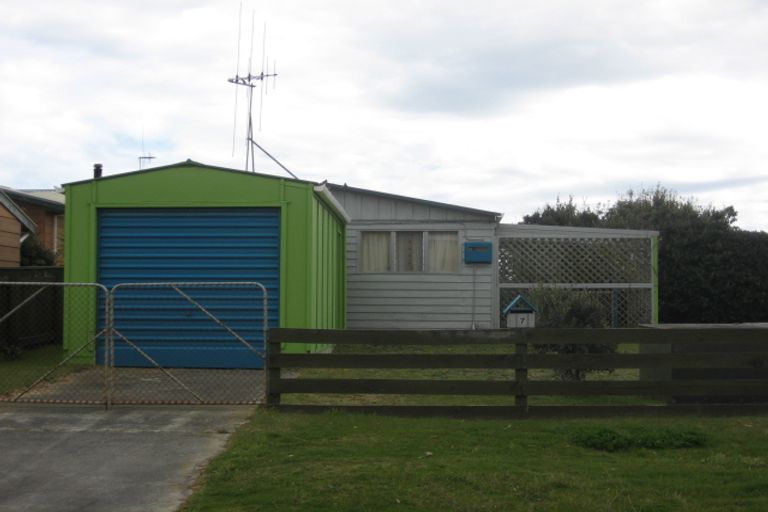 Photo of property in 7 Arataki Grove, Waitarere Beach, Levin, 5510