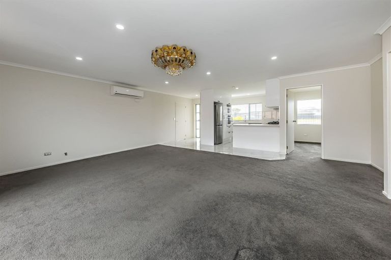 Photo of property in 28 Bicknell Road, Favona, Auckland, 2024