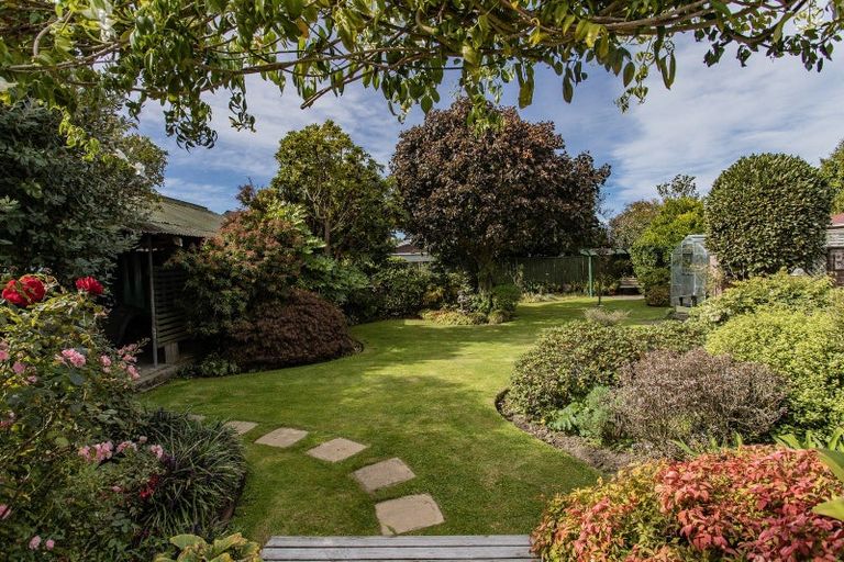 Photo of property in 10 Clayton Road, Amberley, 7410