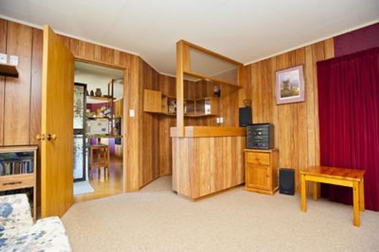 Photo of property in 300 Kahutia Street, Gisborne, 4010