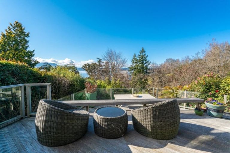Photo of property in 22 Ewing Grove, Acacia Bay, Taupo, 3330