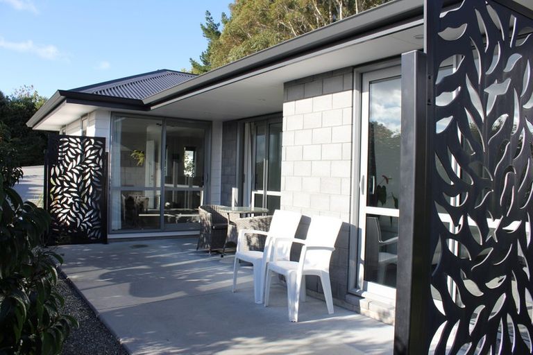 Photo of property in 210 Waikite Road, Welcome Bay, Tauranga, 3175