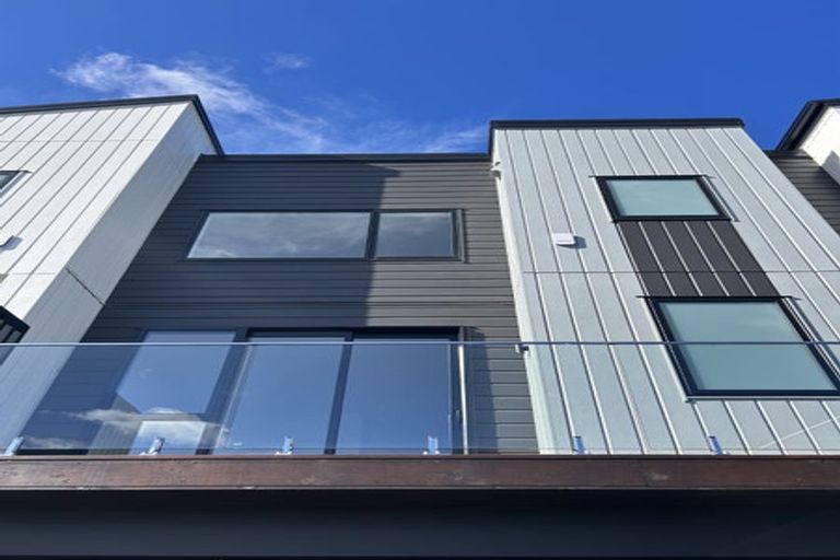 Photo of property in 3/14 Ayr Road, Pakuranga, Auckland, 2010