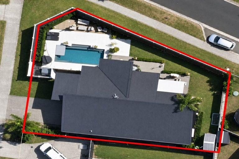 Photo of property in 5 Hooton Drive, Huapai, Kumeu, 0810