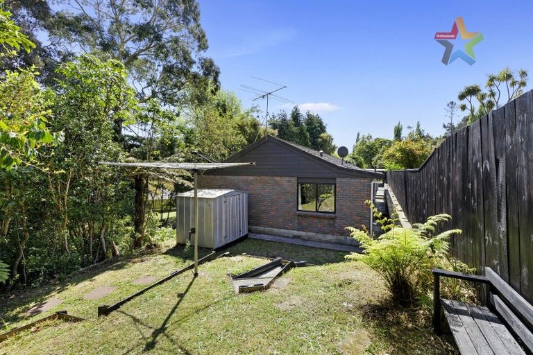Photo of property in 24 Kennedy Grove, Stokes Valley, Lower Hutt, 5019