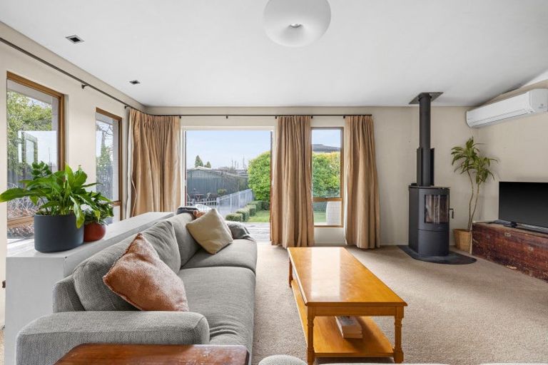 Photo of property in 35a Lucknow Road, Havelock North, 4130