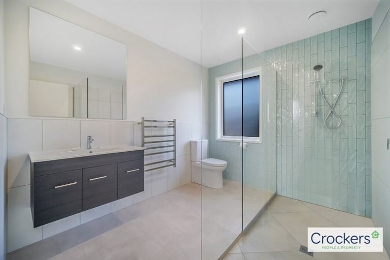 Photo of property in 1522a Old North Road, Helensville, 0875