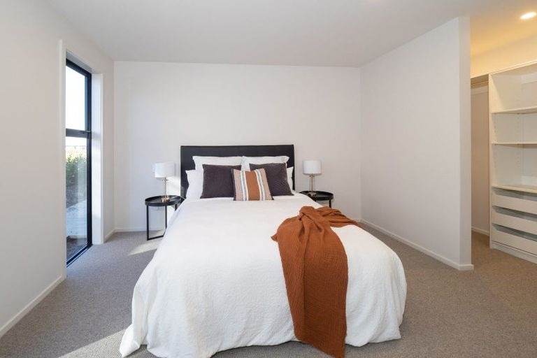 Photo of property in 203 Lake Hood Drive, Huntingdon, Ashburton, 7774