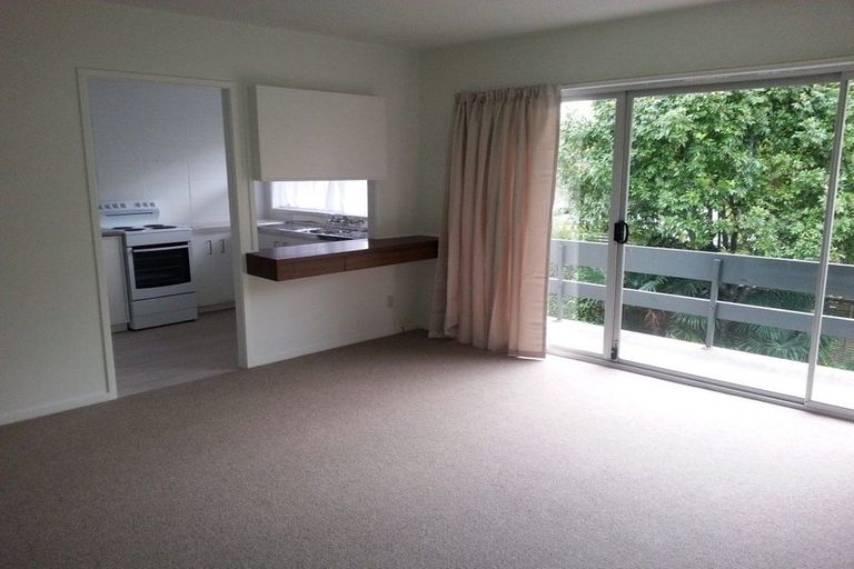 Photo of property in 1/34b Harley Close, Hauraki, Auckland, 0622