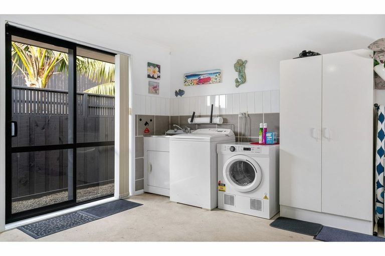 Photo of property in 25 Kedge Drive, Mangawhai, 0505