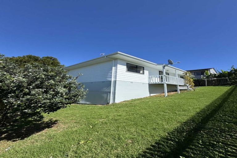 Photo of property in 1/64 Solar Road, Glen Eden, Auckland, 0602