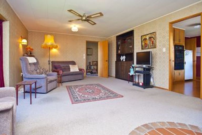 Photo of property in 300 Kahutia Street, Gisborne, 4010
