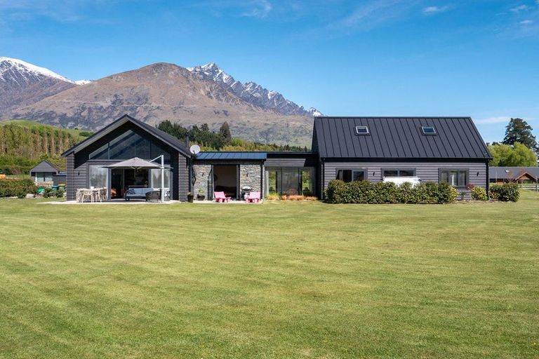 Photo of property in 221 Lower Shotover Road, Speargrass Flat, Queenstown, 9371