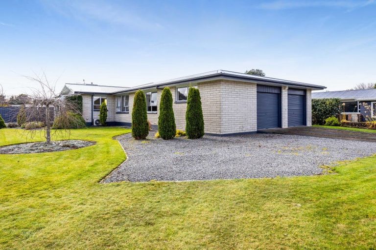 Photo of property in 26 Oberon Street, Stratford, 4332