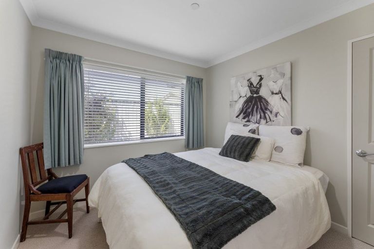 Photo of property in 15 Ian Peter Way, Otaki, 5512