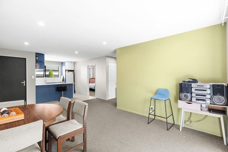 Photo of property in 1/137 Maidstone Road, Ilam, Christchurch, 8041