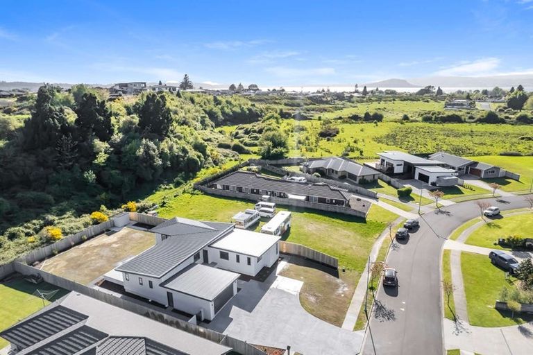 Photo of property in 23 Oakland Place, Ngongotaha, Rotorua, 3010
