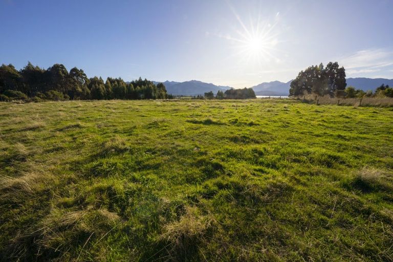 Photo of property in 16 Point Burn Lane, Te Anau, 9679