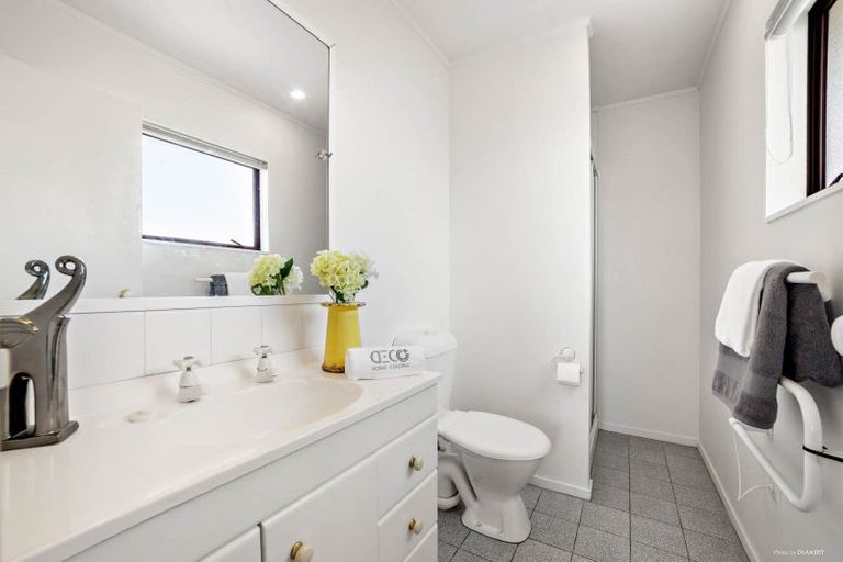 Photo of property in 7a Waratah Street, Birkenhead, Auckland, 0626