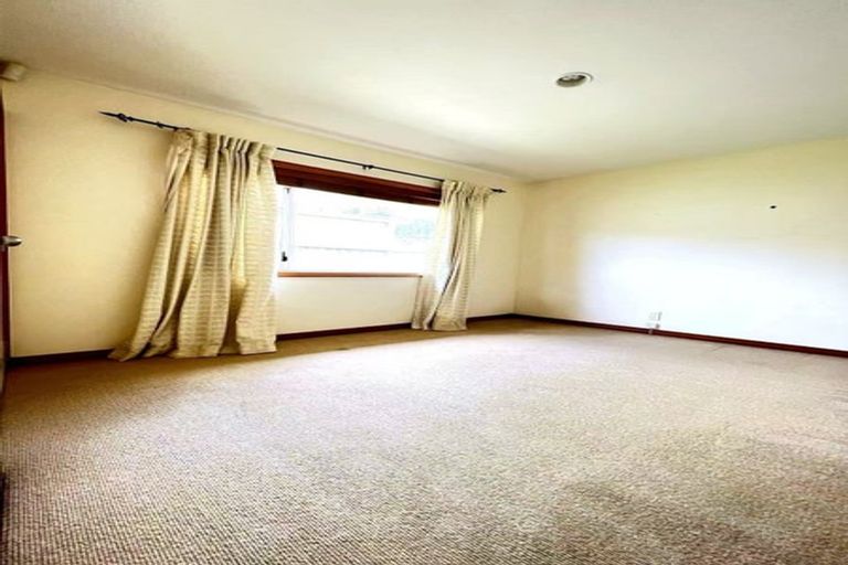 Photo of property in 1/16 Glanworth Place, Dannemora, Auckland, 2016