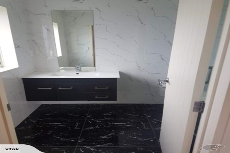 Photo of property in 139 Redoubt Road, Goodwood Heights, Auckland, 2105