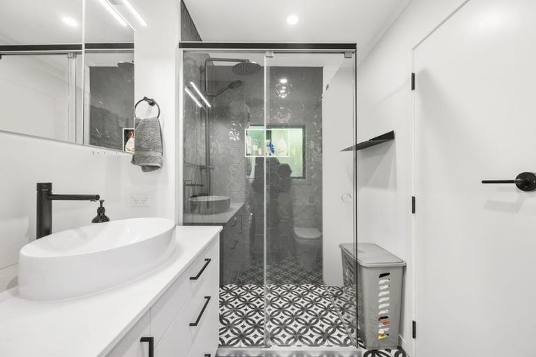 Photo of property in 16b Nagpur Terrace, Broadmeadows, Wellington, 6035