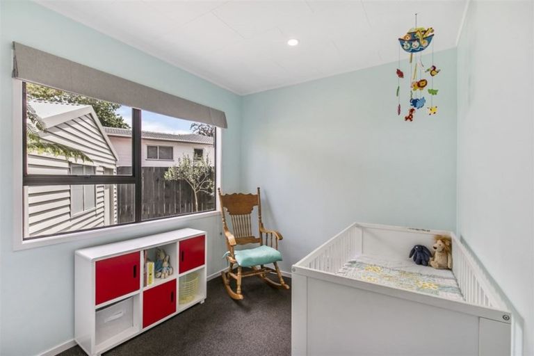 Photo of property in 22 Spargo Road, Massey, Auckland, 0614